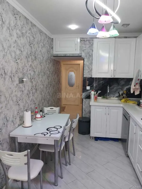 Satılır 3 otaqlı mənzil 90 m²