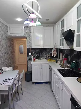 Satılır 3 otaqlı mənzil 90 m²