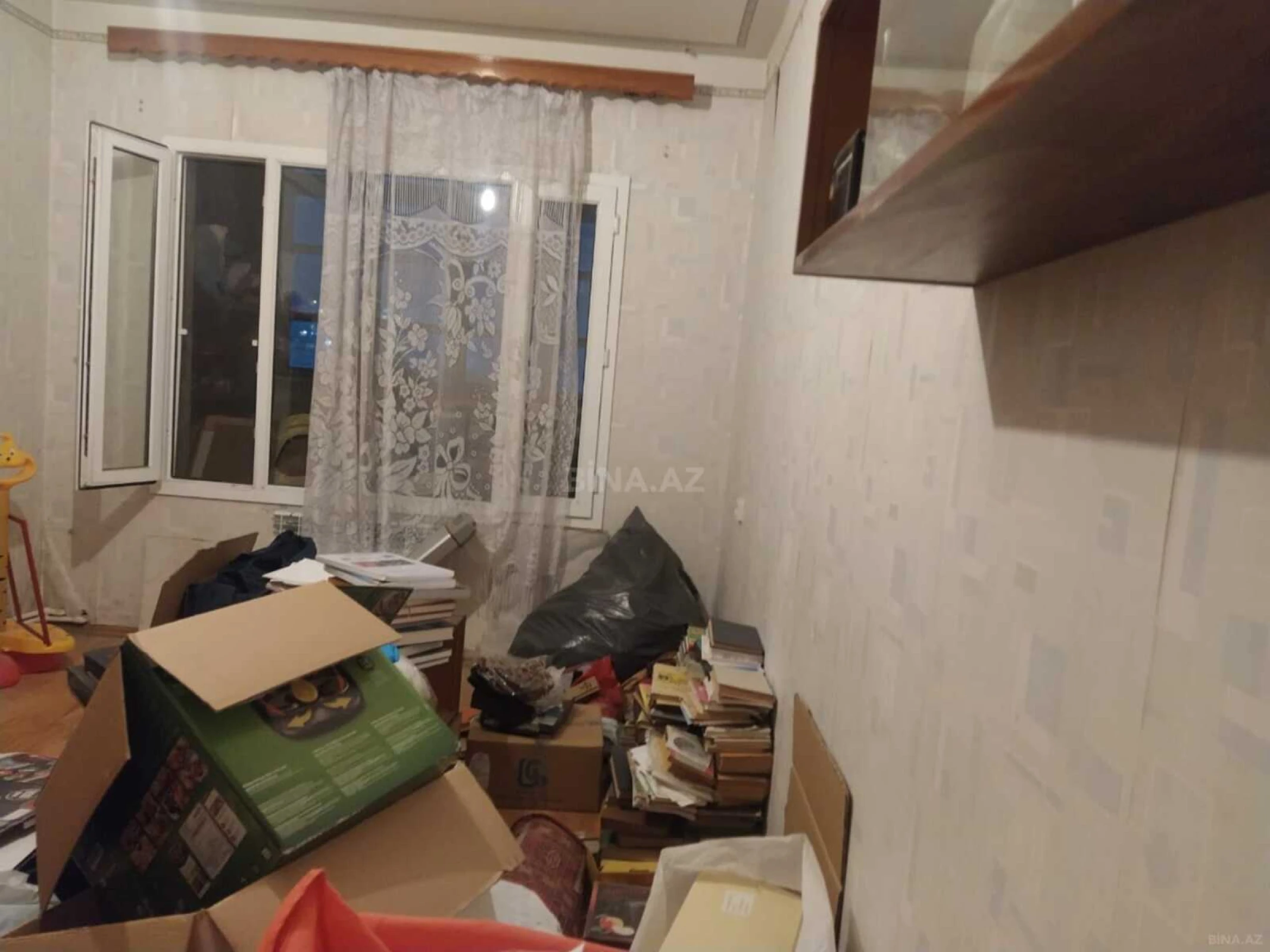 Satılır 5 otaqlı mənzil 120 m²