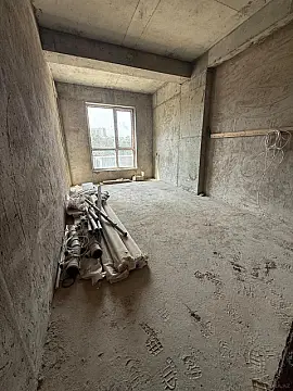 Satılır 1 otaqlı mənzil 55 m²