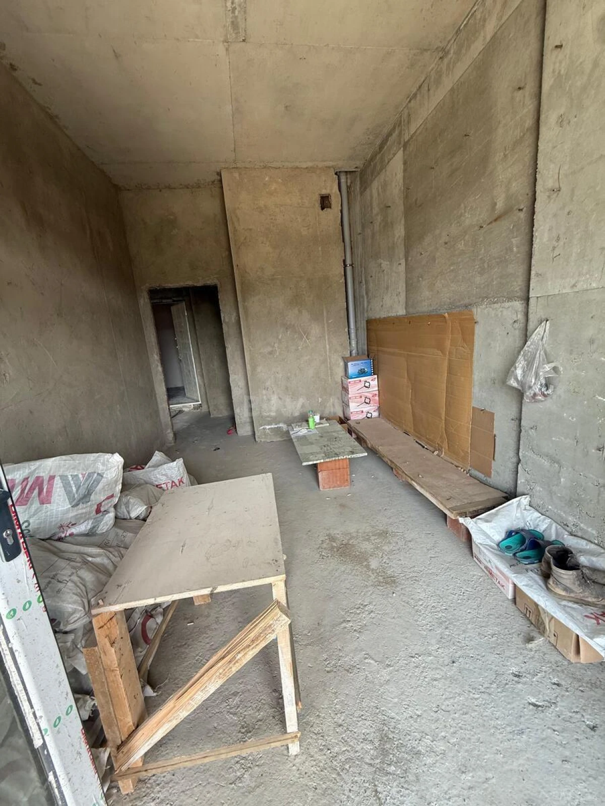 Satılır 1 otaqlı mənzil 55 m²