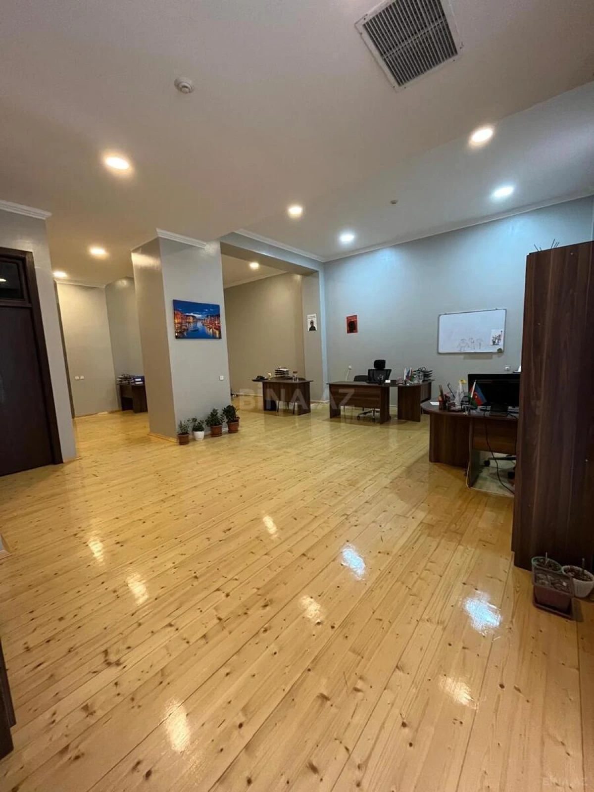 Kirayə verilir obyekt 500 m²