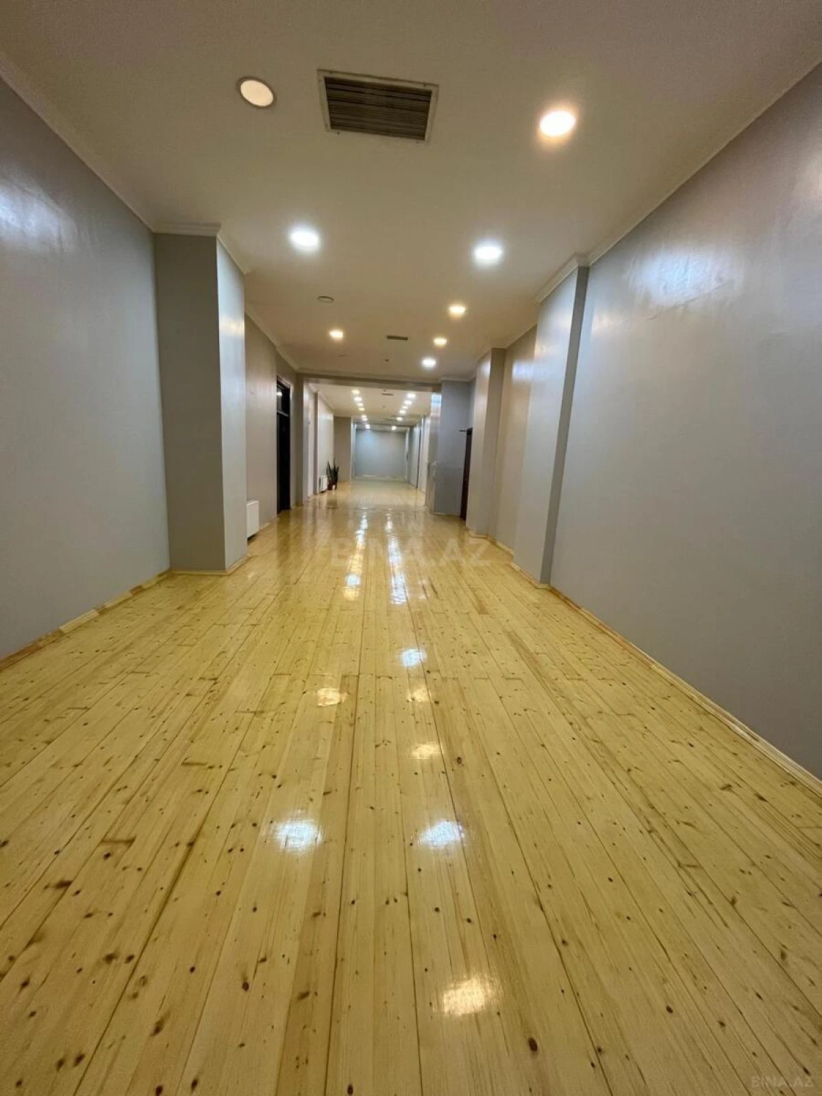 Kirayə verilir obyekt 500 m²