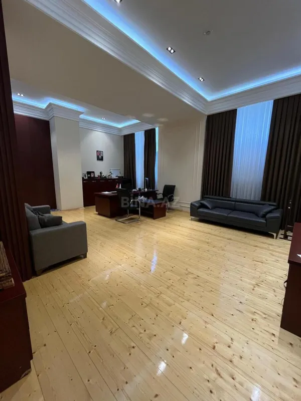 Kirayə verilir obyekt 500 m²