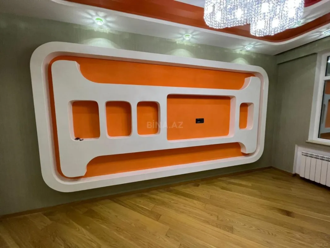 Satılır 4 otaqlı mənzil 157 m²