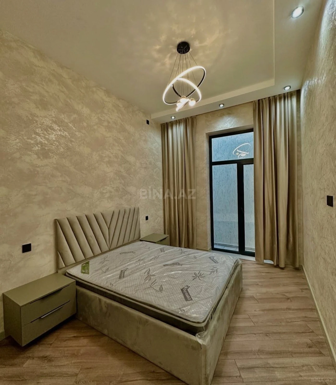 Kirayə verilir 4 otaqlı həyət evi 250 m²