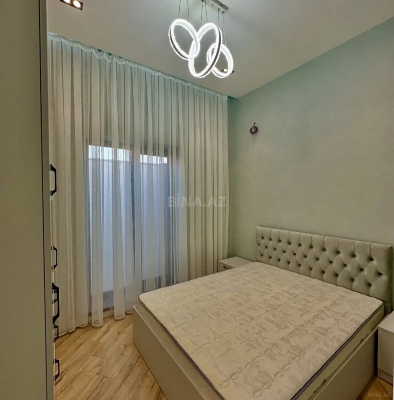 Kirayə verilir 4 otaqlı həyət evi 250 m²