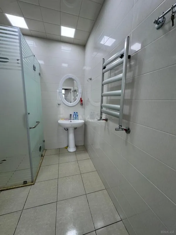 Satılır 4 otaqlı mənzil 120 m²