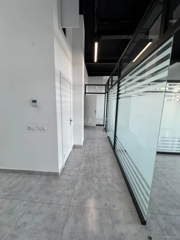 Satılır 4 otaqlı mənzil 120 m²