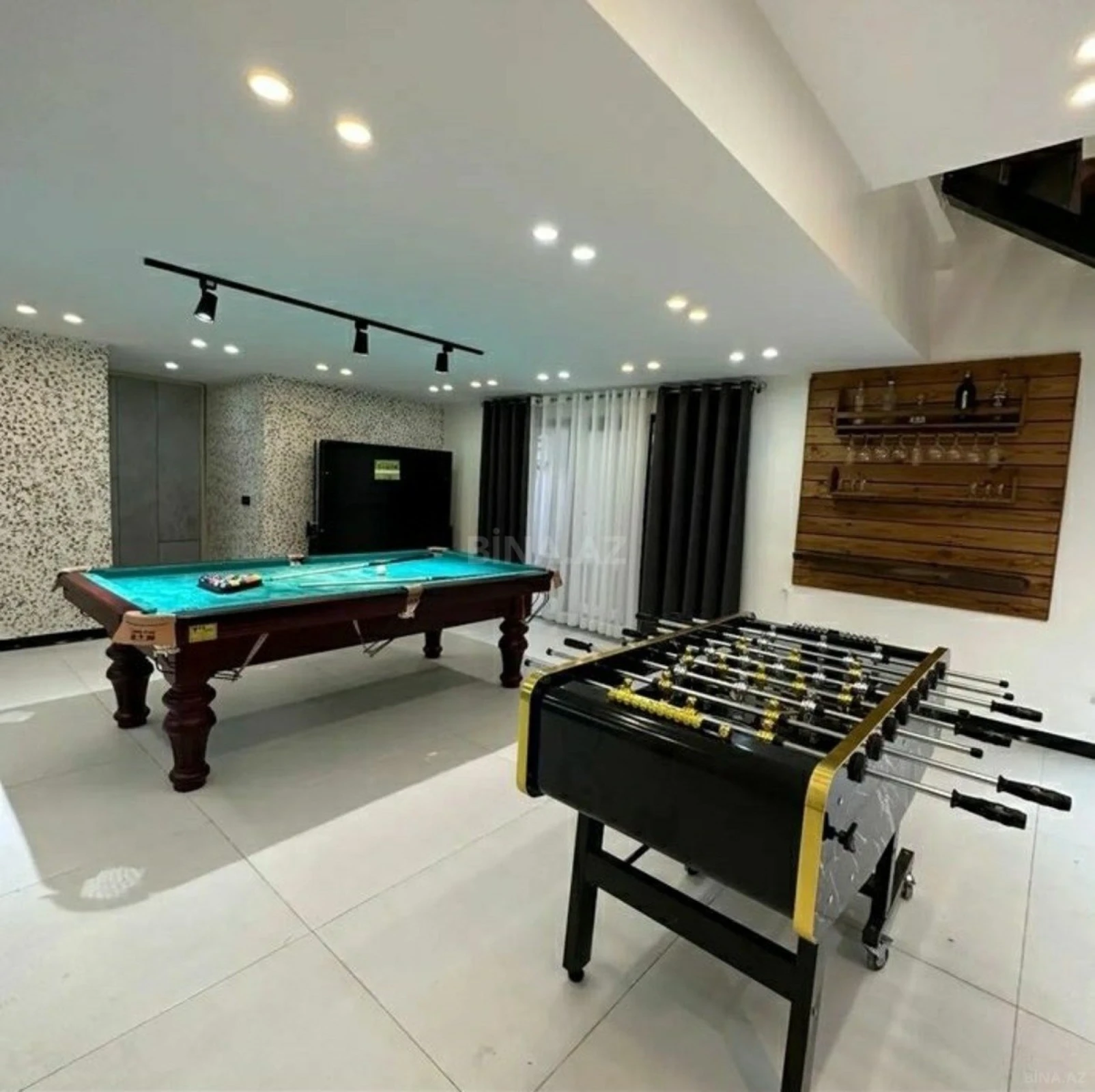 Kirayə verilir 4 otaqlı həyət evi 200 m²