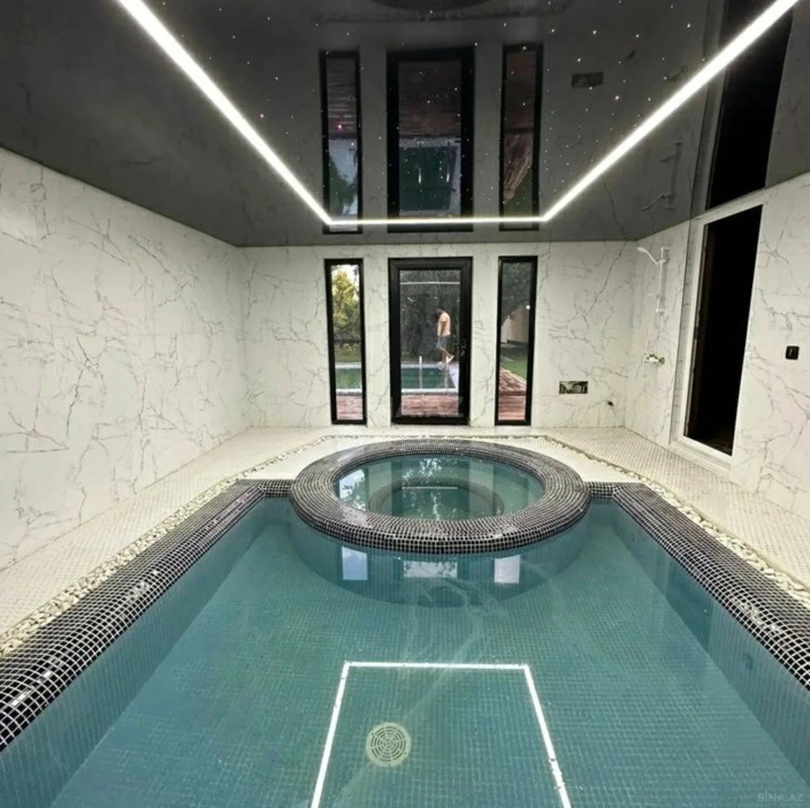 Kirayə verilir 4 otaqlı həyət evi 200 m²