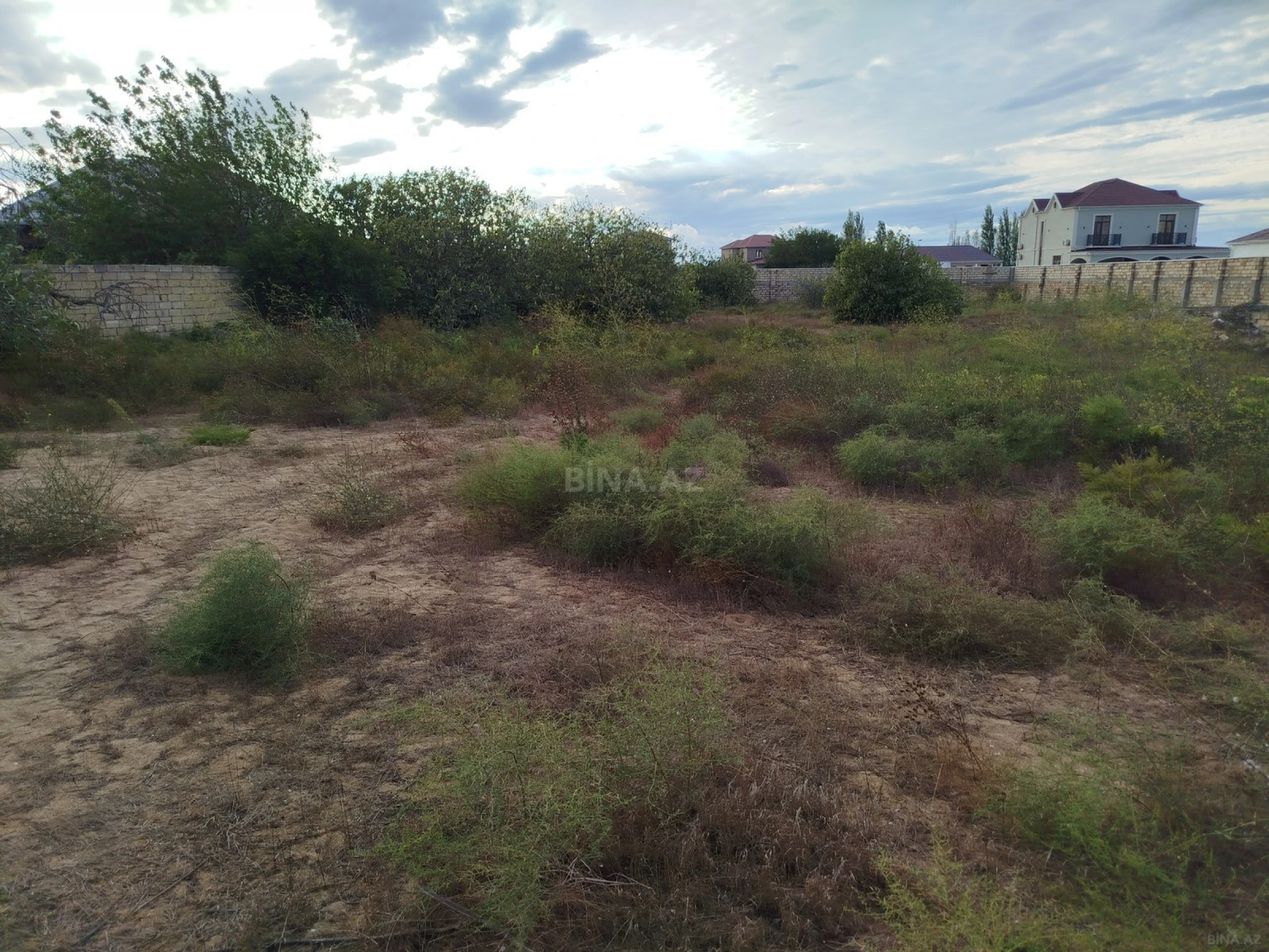 Satılır torpaq sahəsi 40 m²