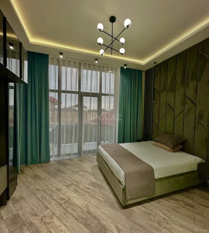 Kirayə verilir 5 otaqlı həyət evi 300 m²