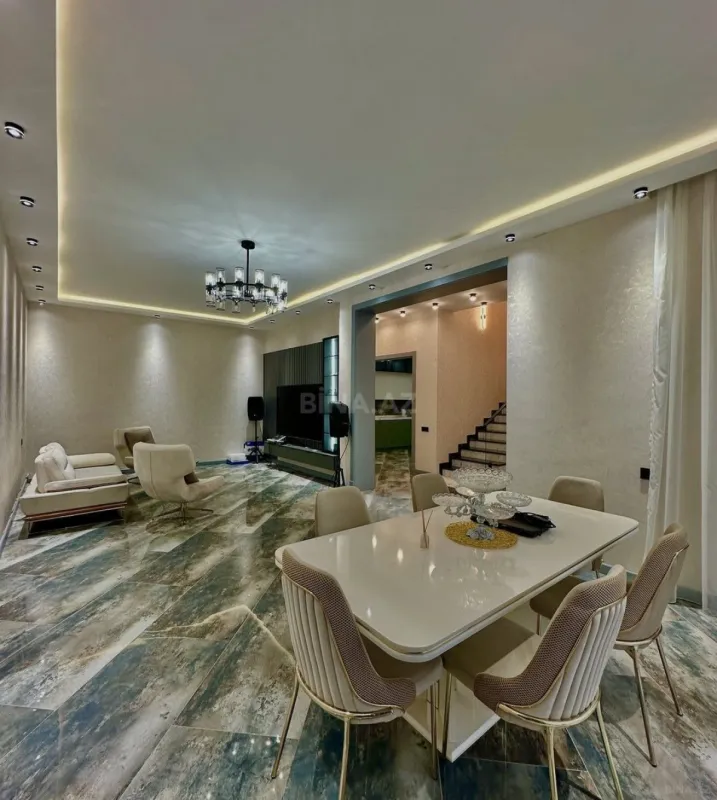 Kirayə verilir 5 otaqlı həyət evi 300 m²