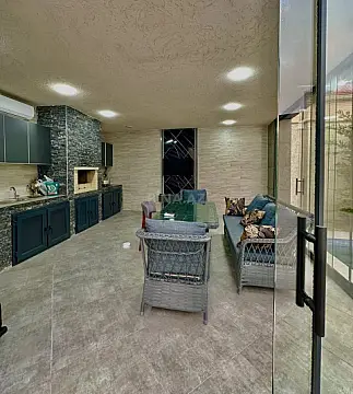 Kirayə verilir 5 otaqlı həyət evi 300 m²