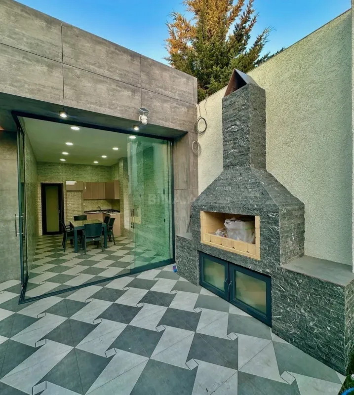 Kirayə verilir 4 otaqlı həyət evi 300 m²