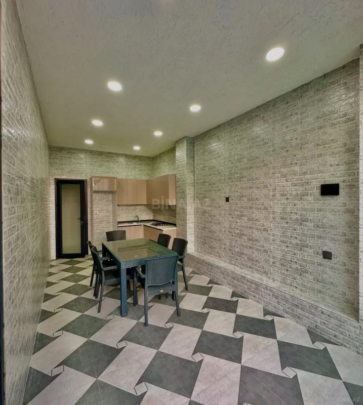 Kirayə verilir 4 otaqlı həyət evi 300 m²