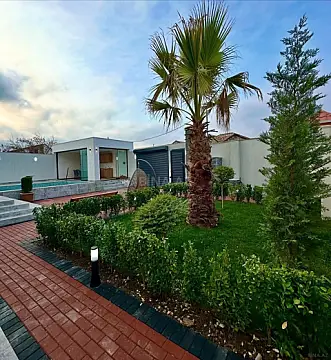 Kirayə verilir 4 otaqlı həyət evi 250 m²