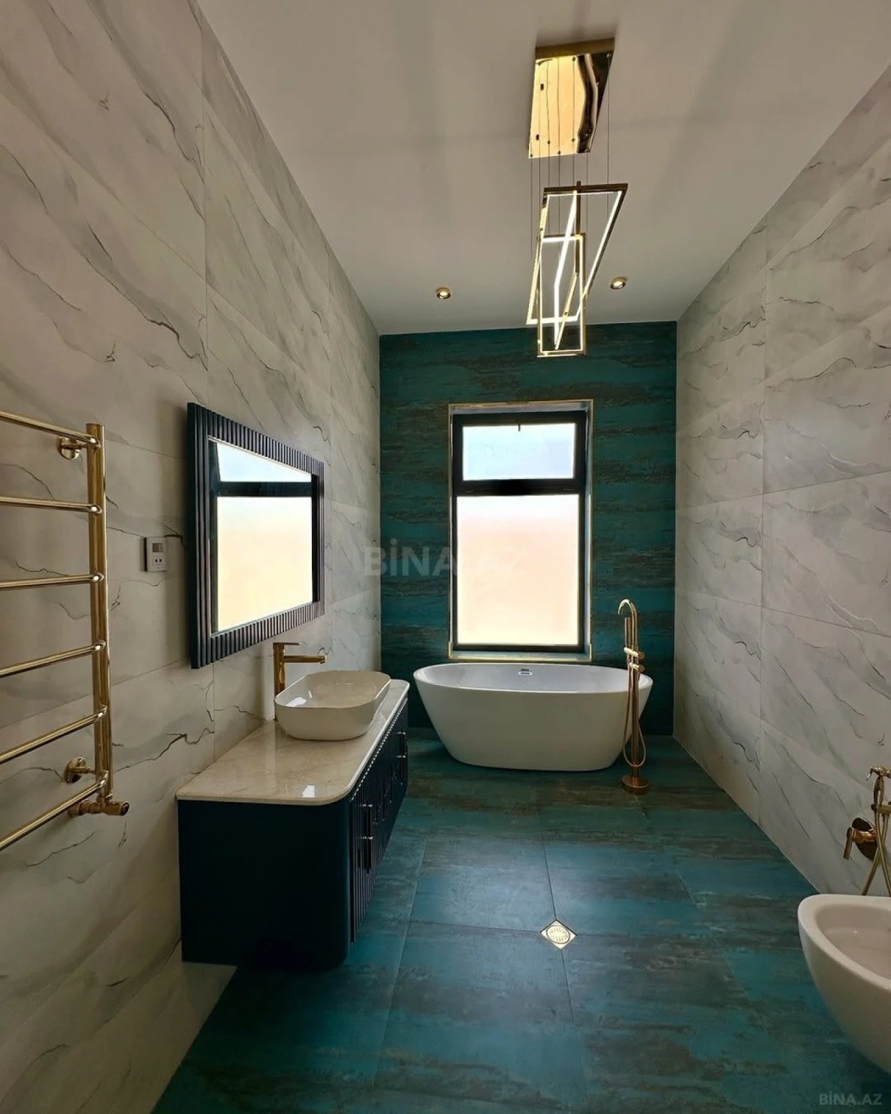 Kirayə verilir 4 otaqlı həyət evi 250 m²