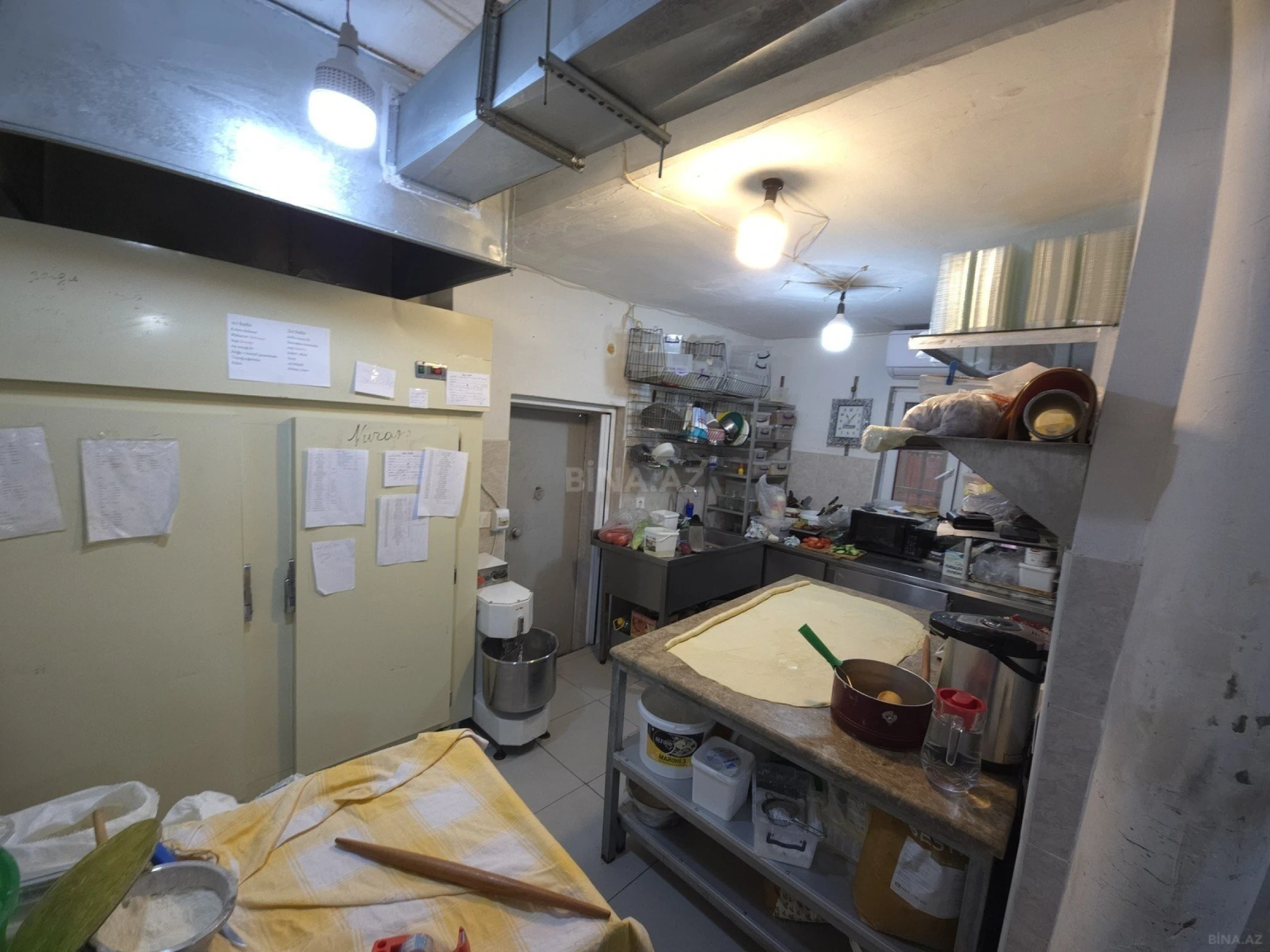 Satılır obyekt 130 m²