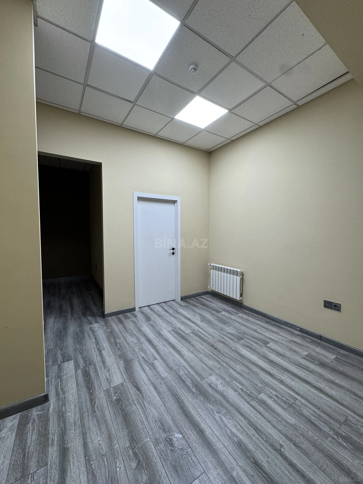 Kirayə verilir 3 otaqlı ofis 85 m²