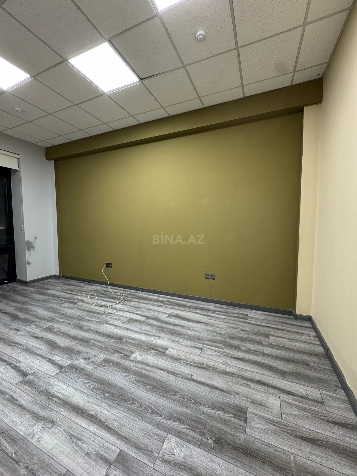Kirayə verilir 3 otaqlı ofis 85 m²