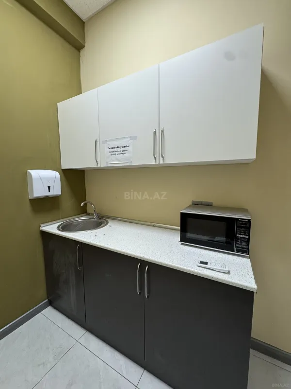 Kirayə verilir 3 otaqlı ofis 85 m²