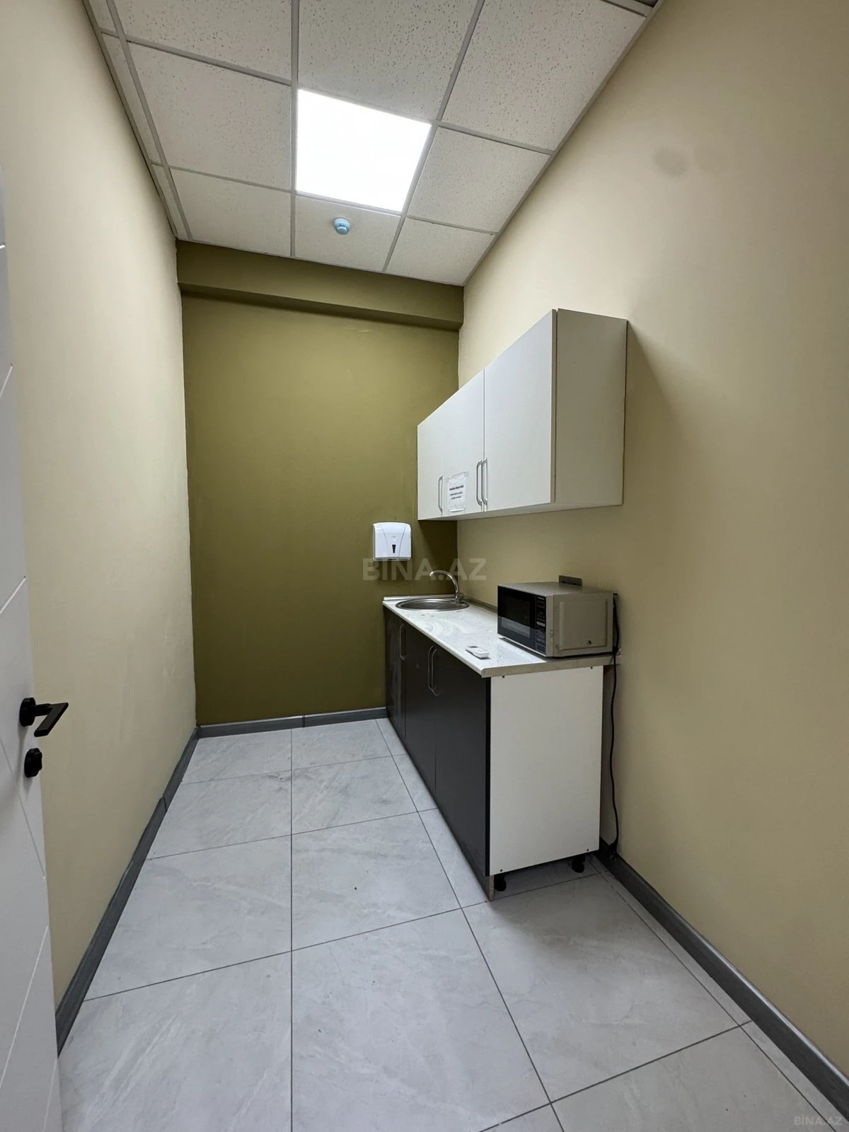 Kirayə verilir 3 otaqlı ofis 85 m²