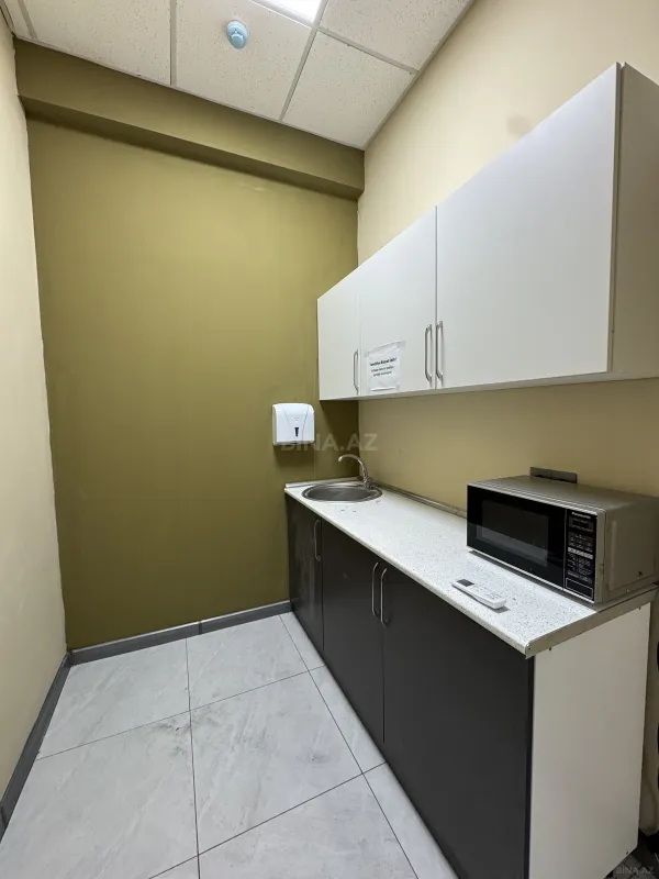 Kirayə verilir 3 otaqlı ofis 85 m²