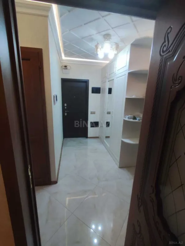 Satılır 3 otaqlı mənzil 110 m²