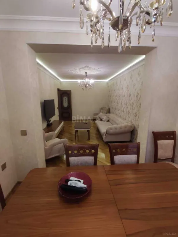 Satılır 3 otaqlı mənzil 110 m²