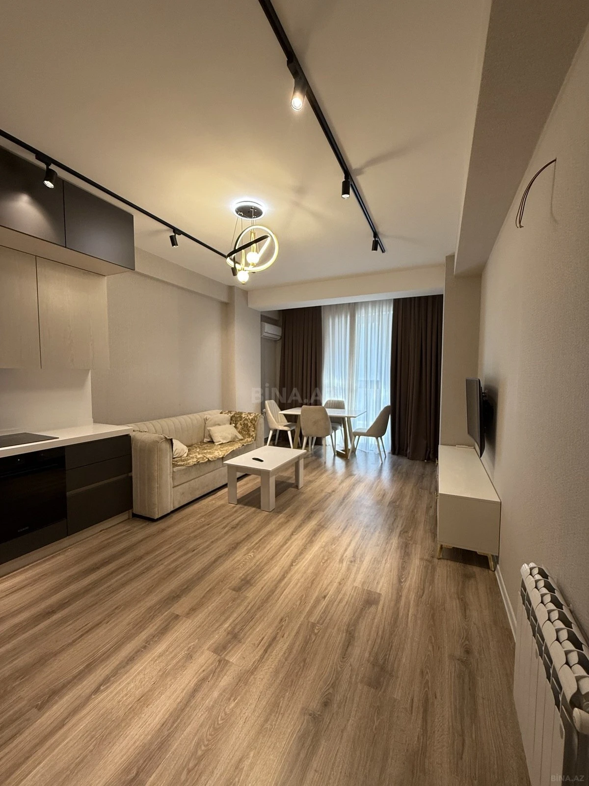 Kirayə verilir 2 otaqlı mənzil 65 m²