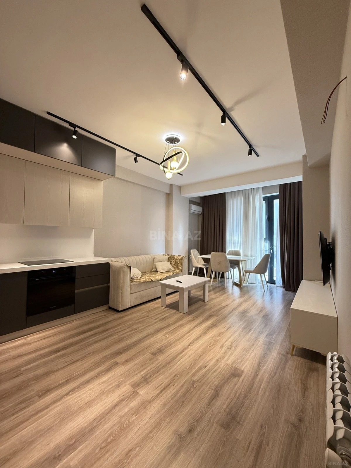 Kirayə verilir 2 otaqlı mənzil 65 m²