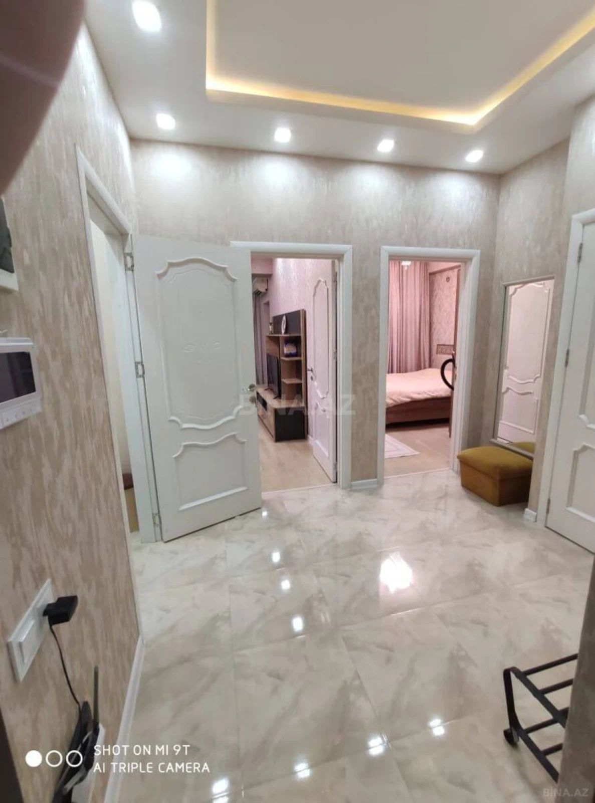 Satılır 2 otaqlı mənzil 55 m²