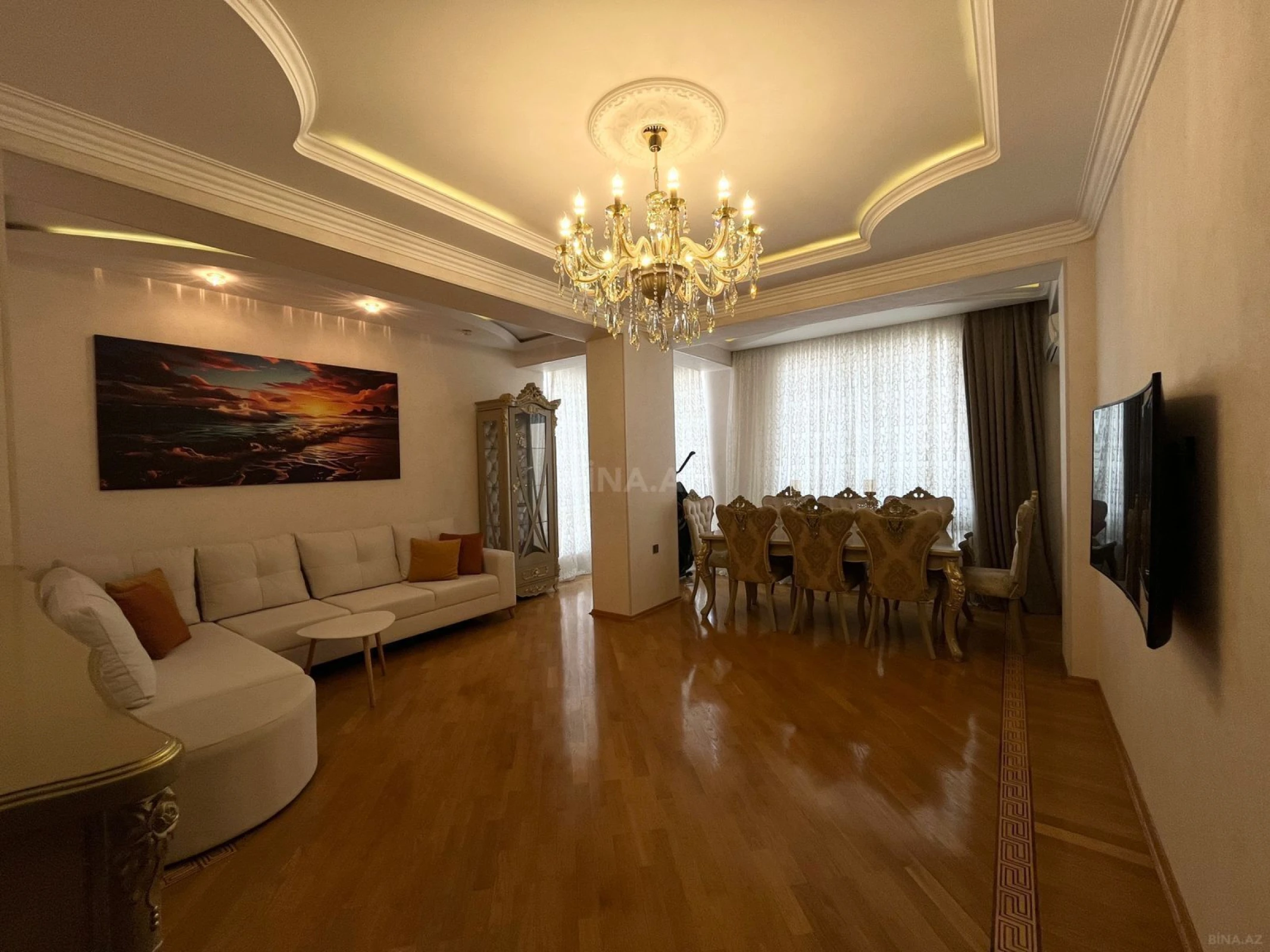 Satılır 4 otaqlı mənzil 167 m²