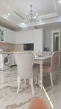 Satılır 3 otaqlı mənzil 134 m²