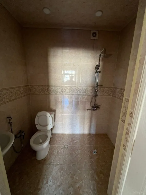 Satılır 3 otaqlı mənzil 158 m²