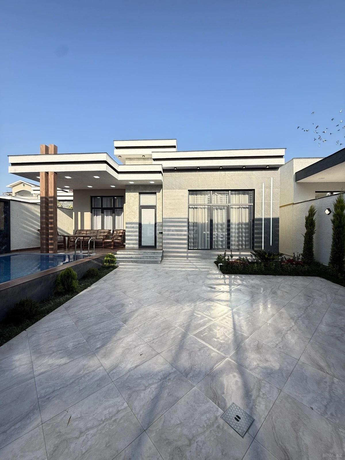 Satılır 4 otaqlı həyət evi 135 m²