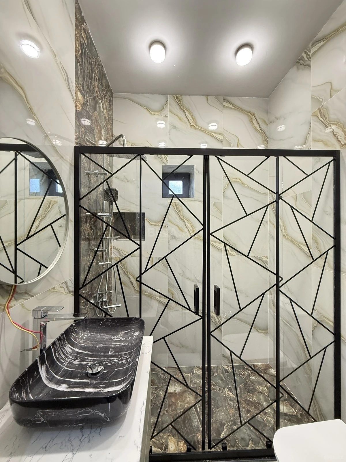 Satılır 4 otaqlı həyət evi 135 m²