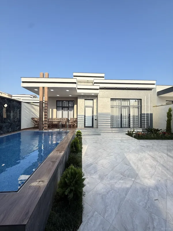 Satılır 4 otaqlı həyət evi 135 m²