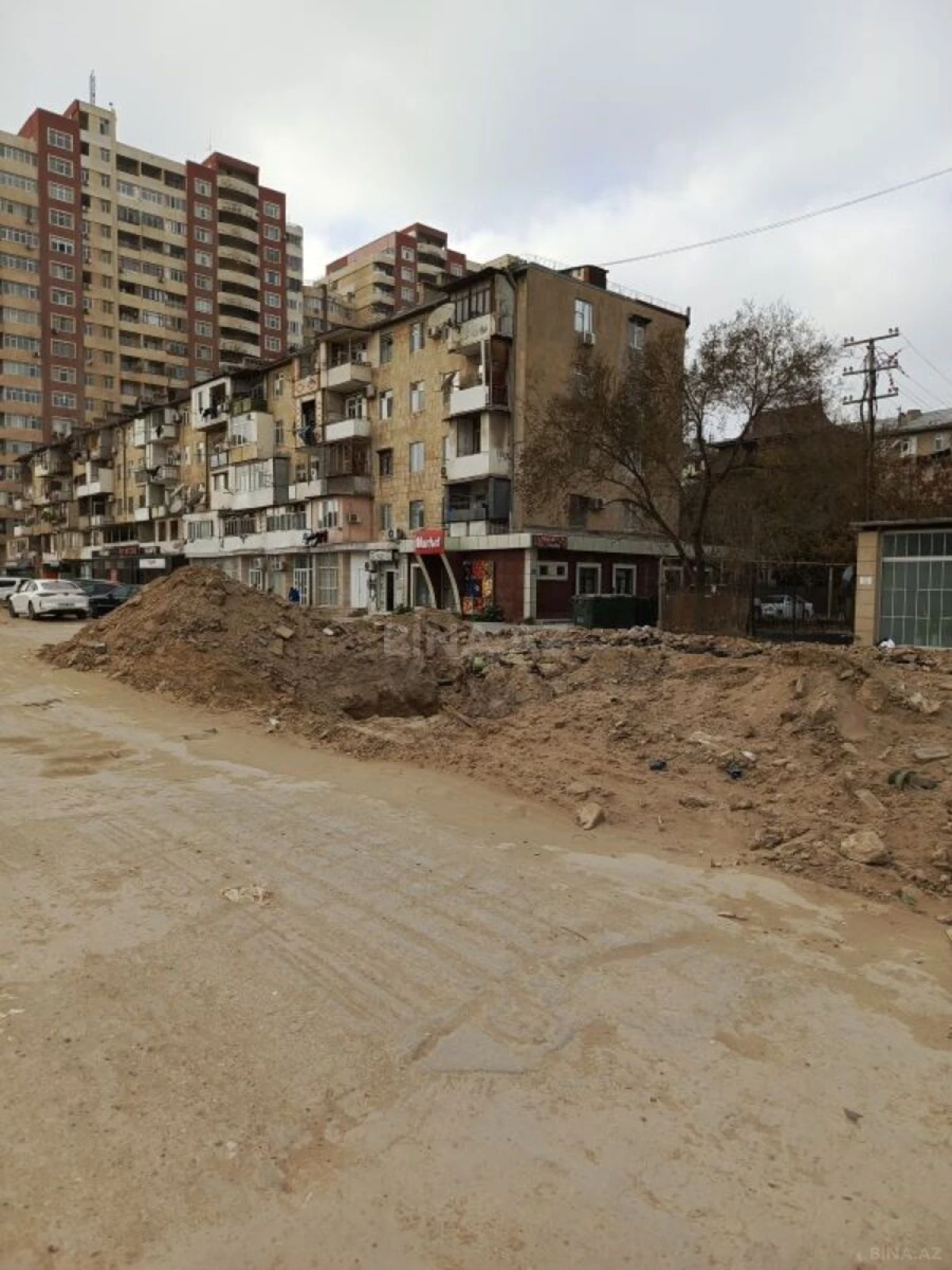 Satılır obyekt 76 m²