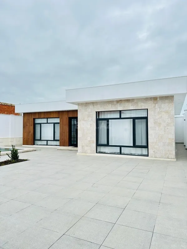 Kirayə verilir 4 otaqlı həyət evi 200 m²