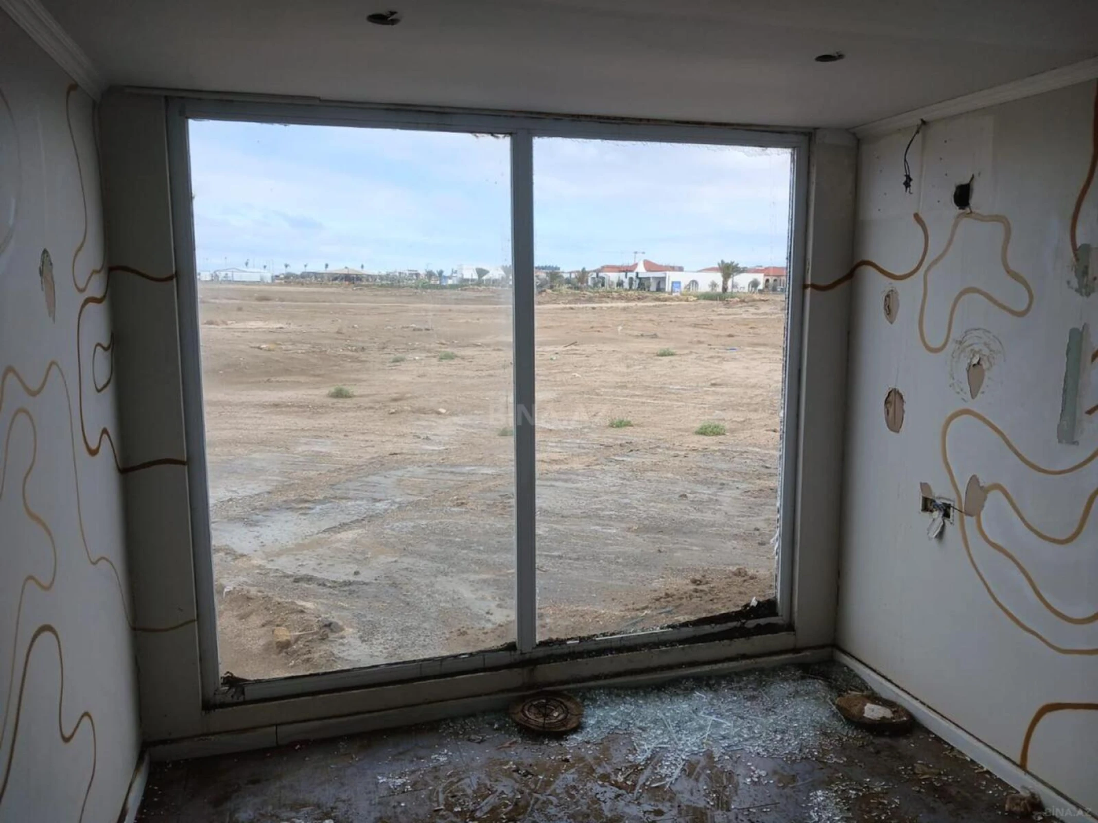 Satılır obyekt 16 m²