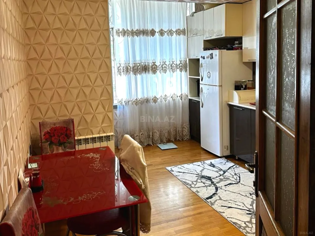 Satılır 3 otaqlı mənzil 100 m²