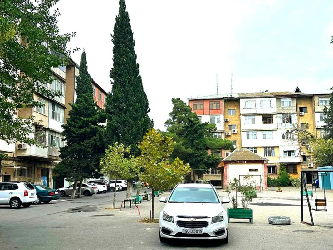 Satılır 3 otaqlı mənzil 100 m²