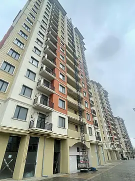 Satılır 3 otaqlı mənzil 117 m²