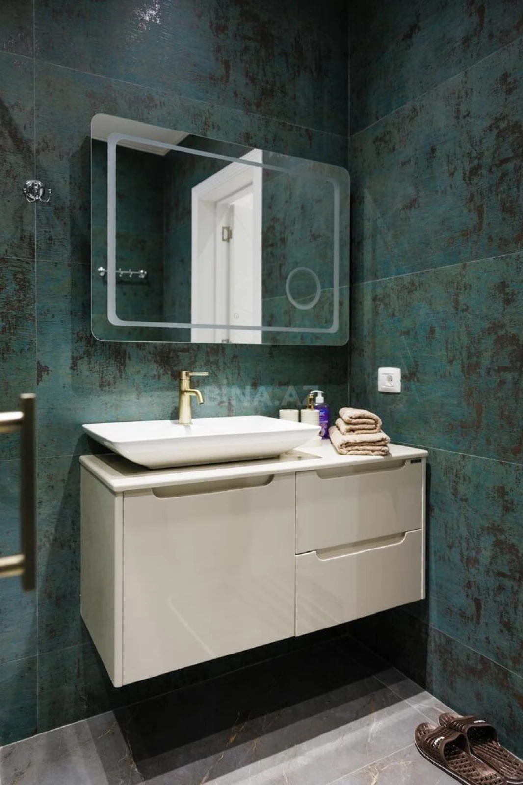 Kirayə verilir 5 otaqlı həyət evi 450 m²