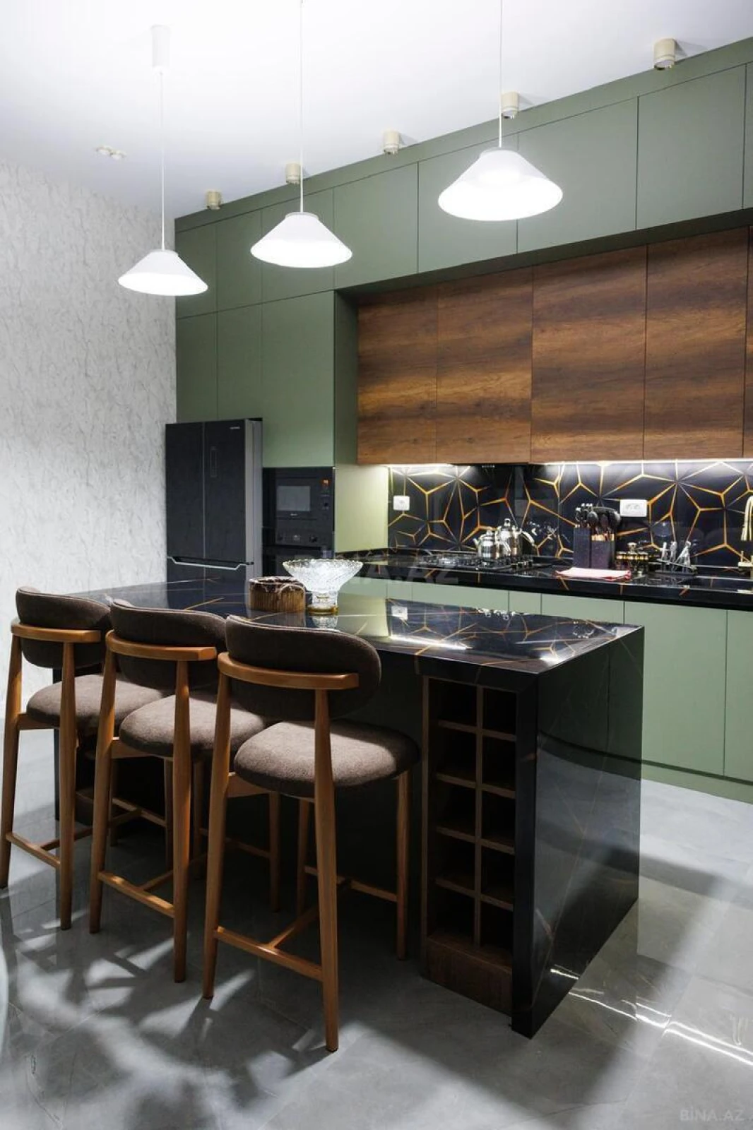 Kirayə verilir 5 otaqlı həyət evi 450 m²