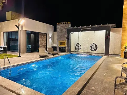 Kirayə verilir 5 otaqlı həyət evi 250 m²