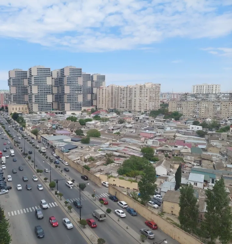 Satılır 2 otaqlı mənzil 110 m²